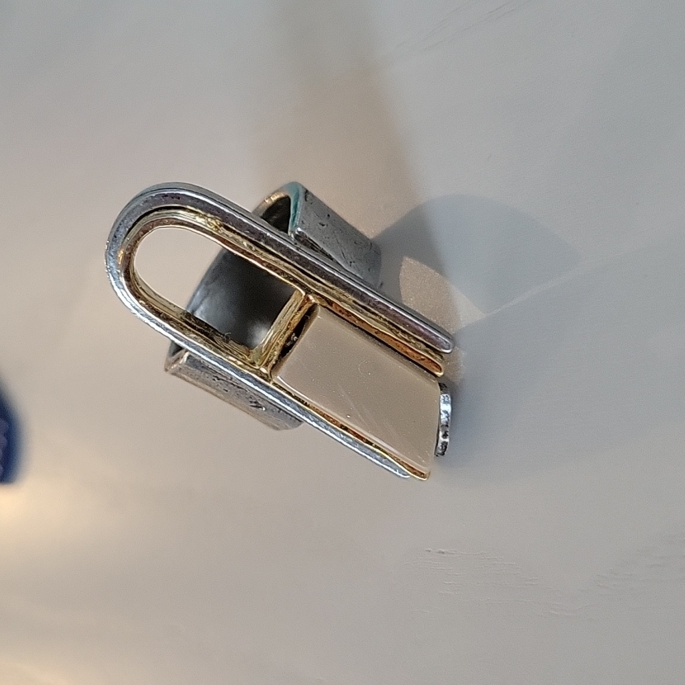 Anne-Marie Chagnon ring